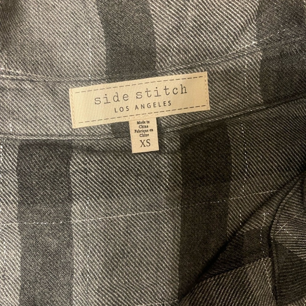 Side stitch Grey Plaid Button Up Size XS - Picture 2 of 6